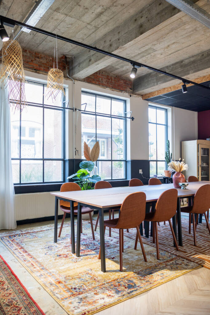 Studio De Kluis in Burgum – unieke locatie met industriële charme